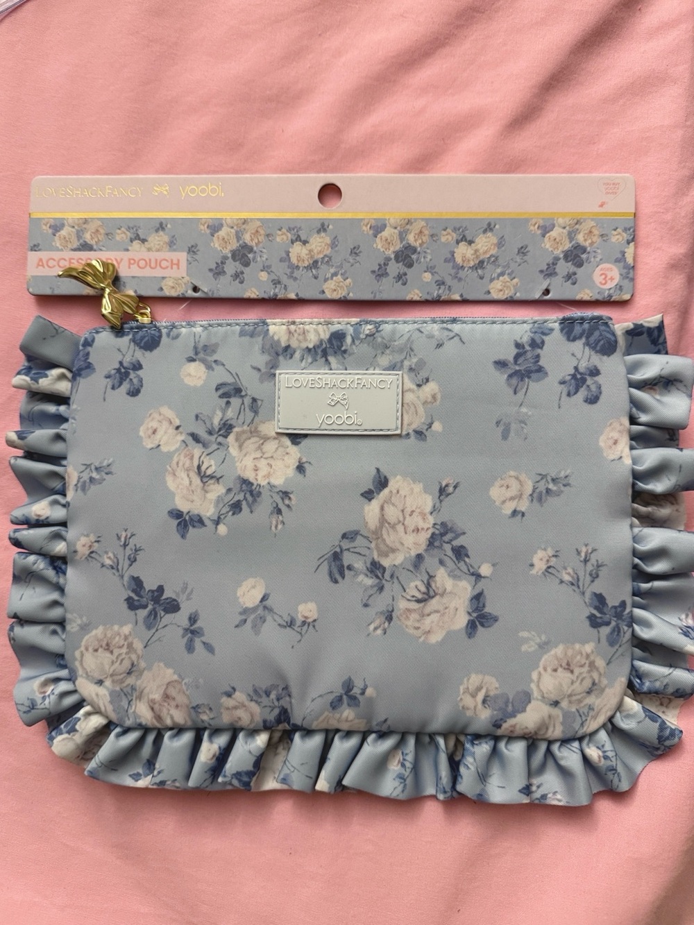 loveshackfancy x yoobi everblooming rosettes ruffle pouch - whisper blue